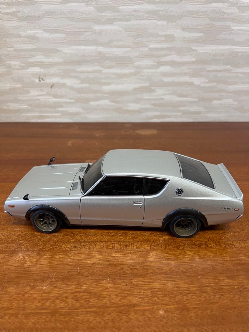 No113ミニカー1/18箱ありNISSAN SKYLINE 2000 GT-R