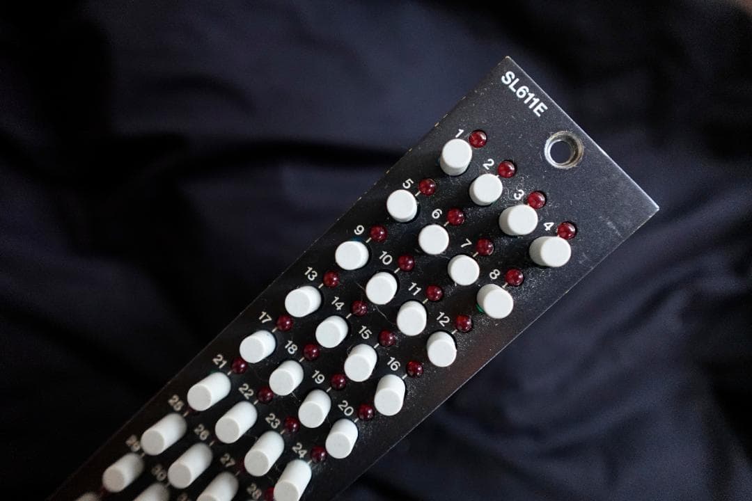 『SSL4000E チャンネル実機 アウトボード