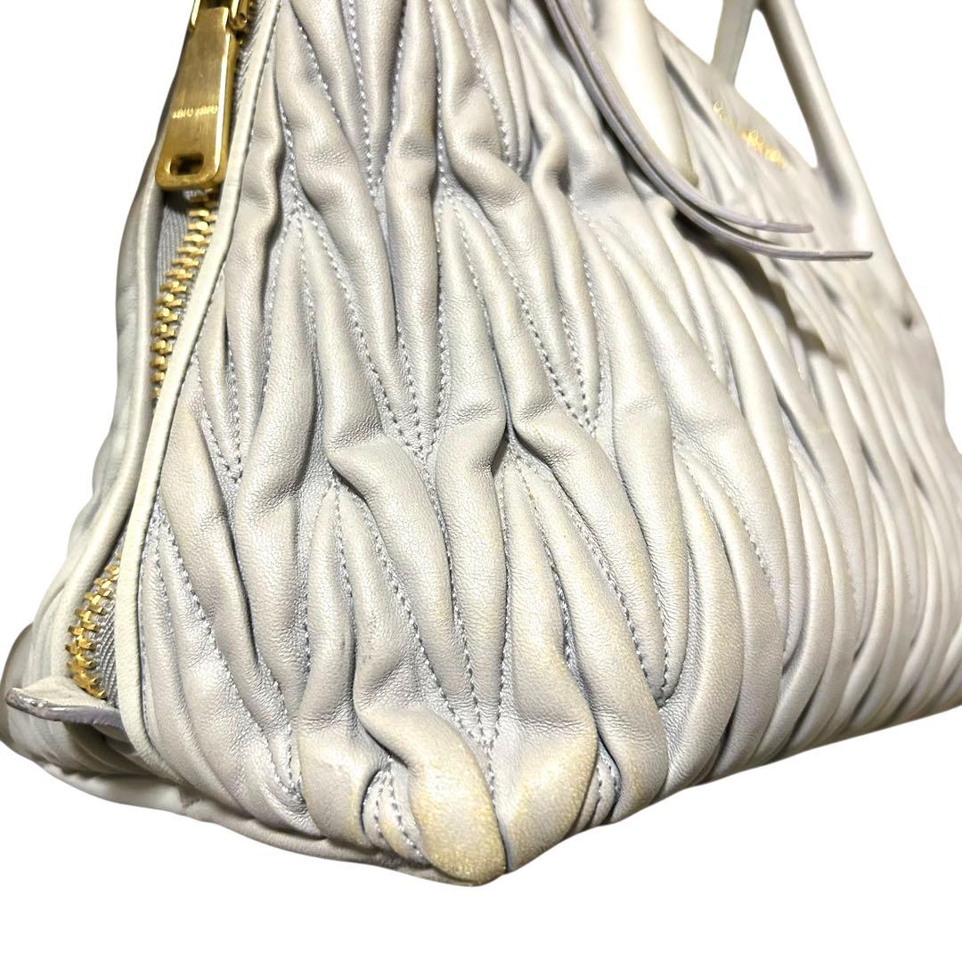miumiu ハンドバッグ　ショルダーバッグ　マテラッセ　2way グレー