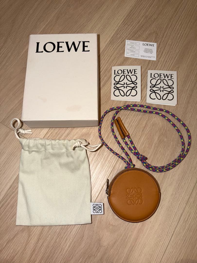 LOEWE クッキー チャーム ジップ アラウンド ウォレット