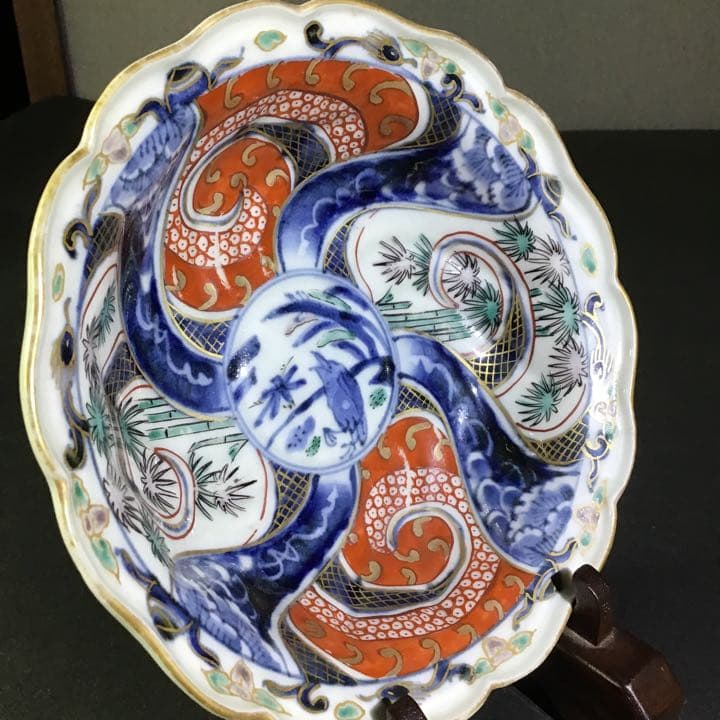 古伊万里、渦福、陽刻捻り紋、縁取り　江戸期