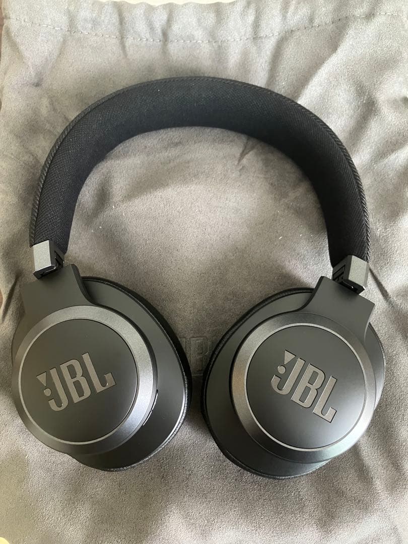 【新品未使用】JBL LIVE 770NC ブラックワイヤレスヘッドホン