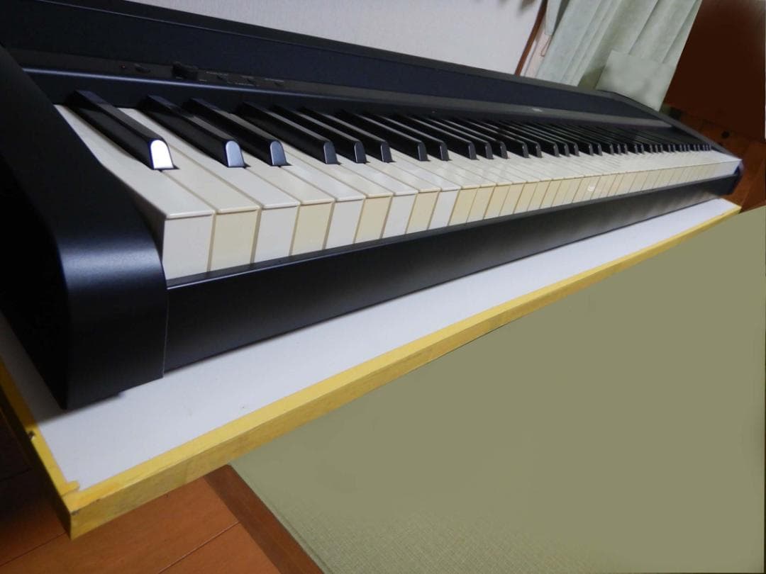 KORG　B1　2017製電子ピアノ　デジタルピアノ　ヘッドホン付き