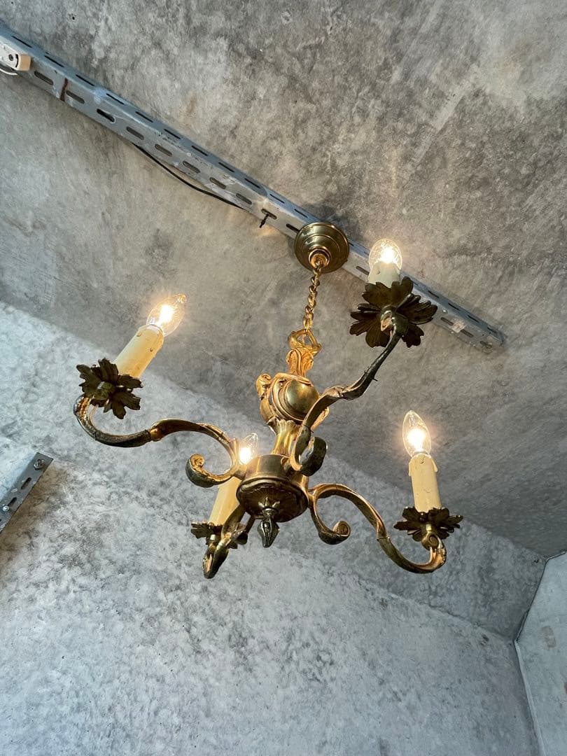 4-1. フランス アンティーク シャンデリア 4灯 キャンドル ライト