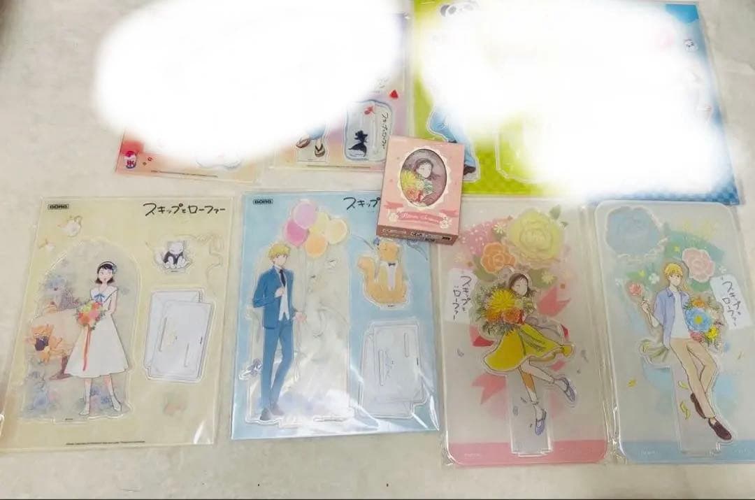 スキップとローファー アクリルスタンド と 缶バッジ 9個セット