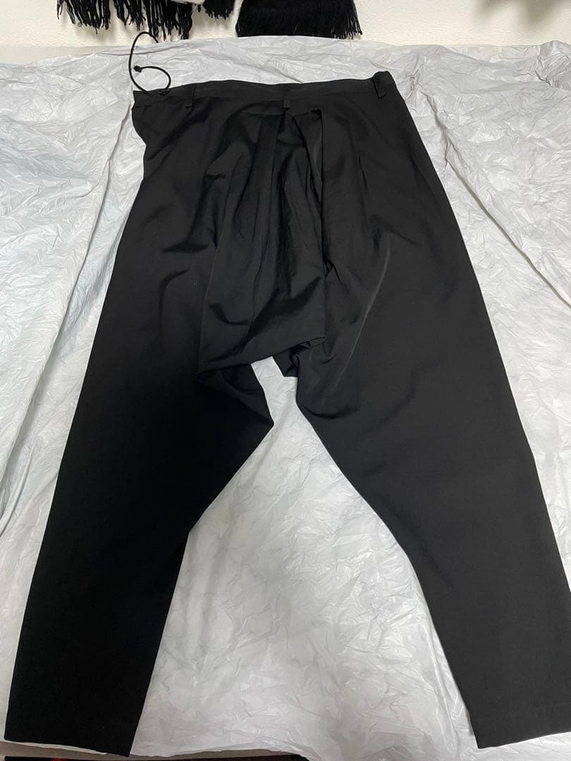 な*な様 Y’s ワイズ　ブラックサルエルパンツ　黒