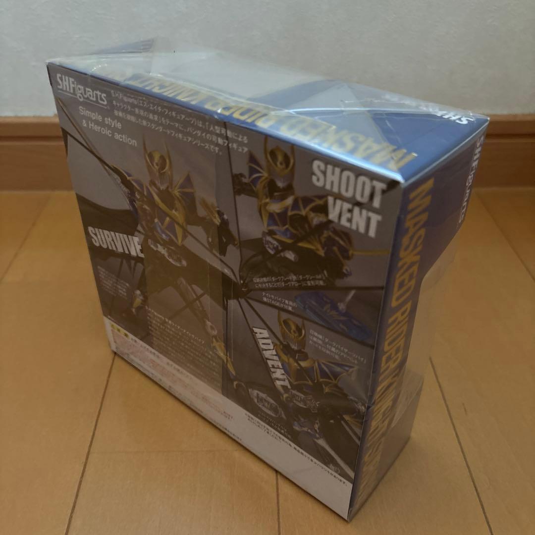 S.H.Figuarts 仮面ライダーナイトサバイブ ダークレイダー