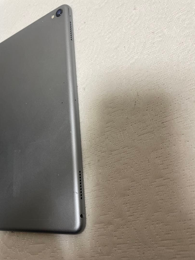 吉*志様 Apple iPad Pro 2 (12.9インチ) 64GB バッテ