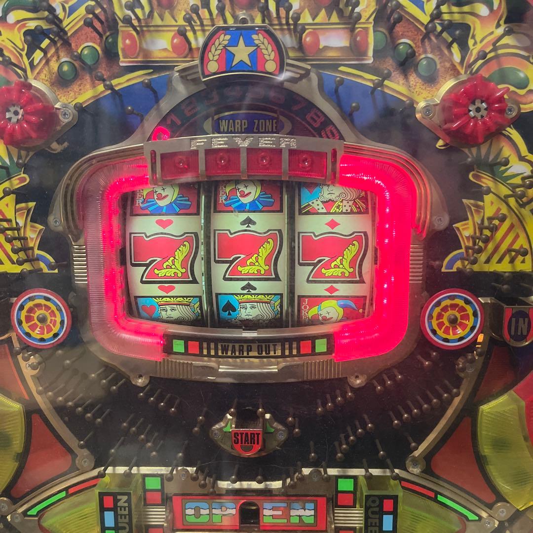 パチンコ実機　フィーバークイーン2 王冠セル