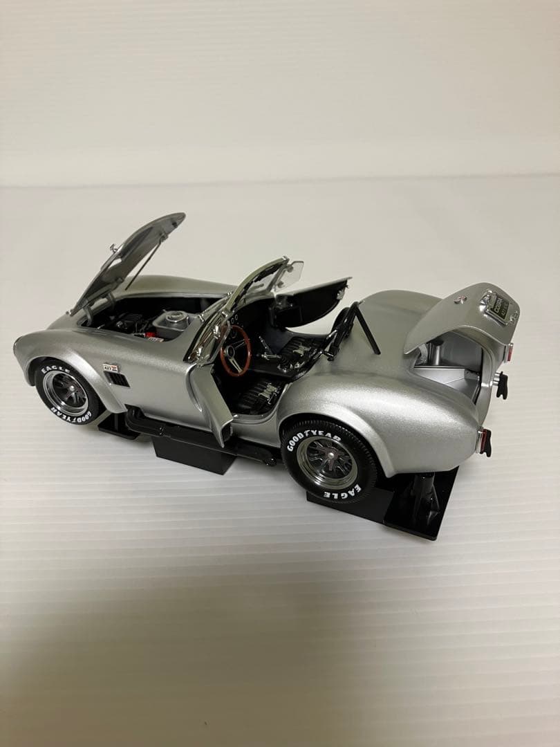 京商 1/18 SHELBY COBRA 427 S/C シルバー