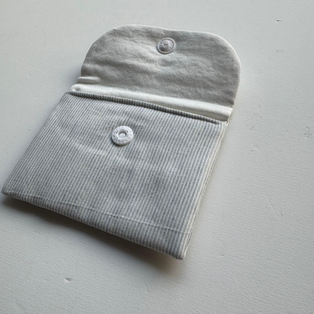 バインダーカバー　A6 水色ストライプ　カードポーチ付