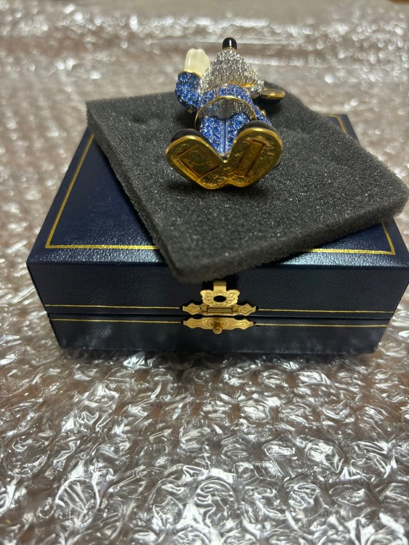 ディズニー　アリバスブラザーズ　スワロフスキー ミッキー 希少　置物