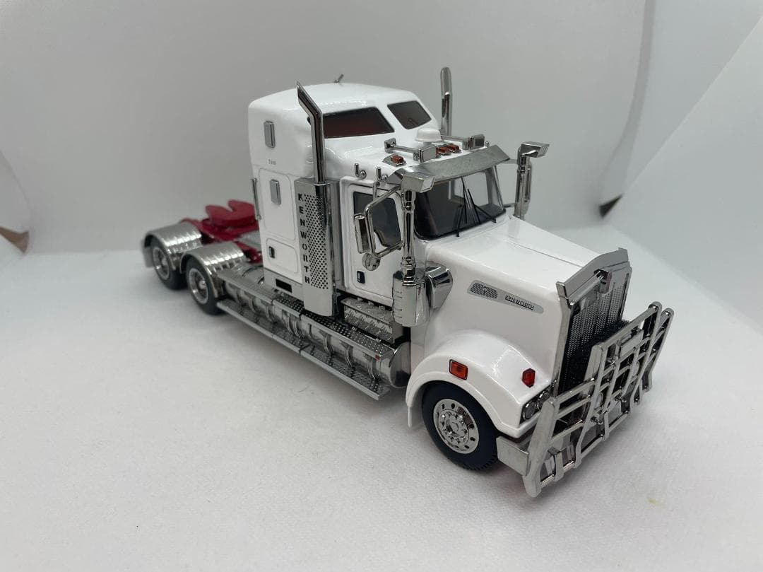 504-005 1/32 ケンワース T909 PRIME MOVER ホワイト