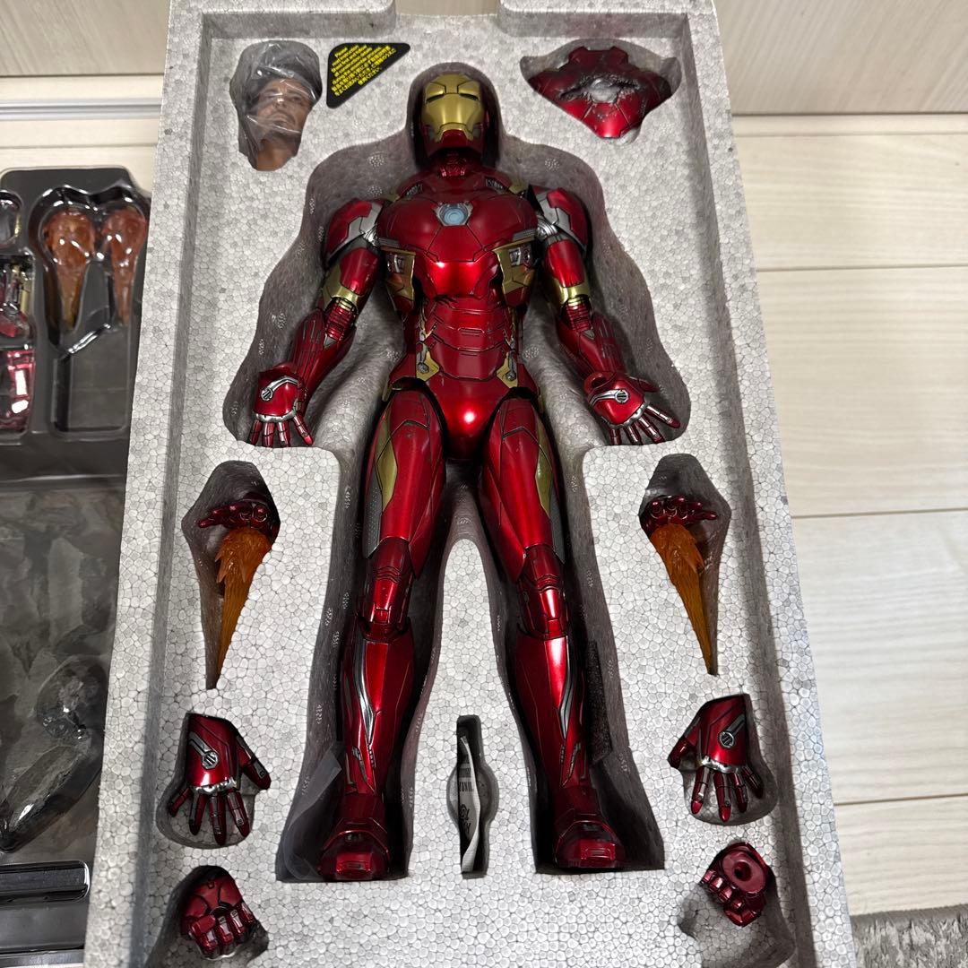 ホットトイズ　アイアンマン マーク46 シビル・ウォー フィギュア