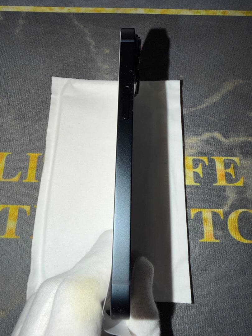 k*i様 美品‼️iPhone14 midnight SIMフリー