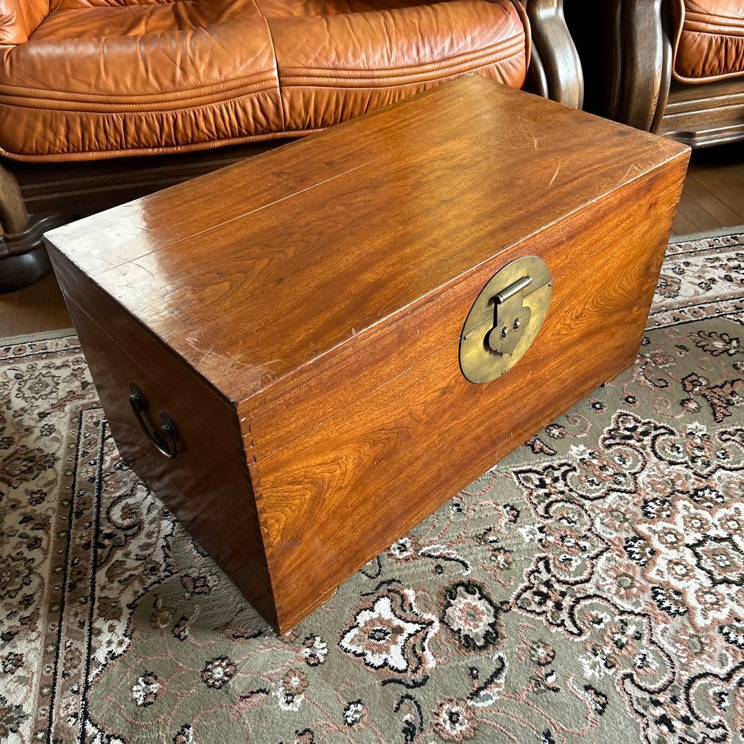 旧家蔵(清時代)樟木？黄花梨？貴重家具大木箱　蔵書画大木箱　珍しいコレクション