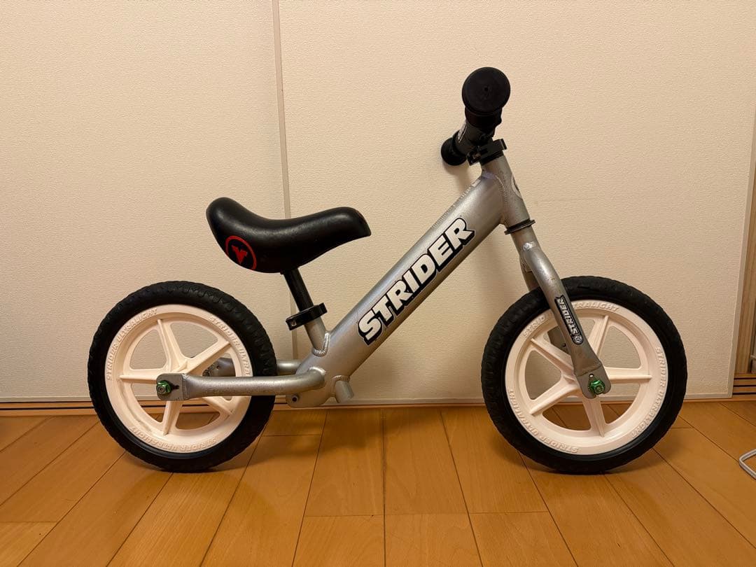 STRIDERpro EVAスキュアー化、DADDYLAB ハンドル・ステム付き