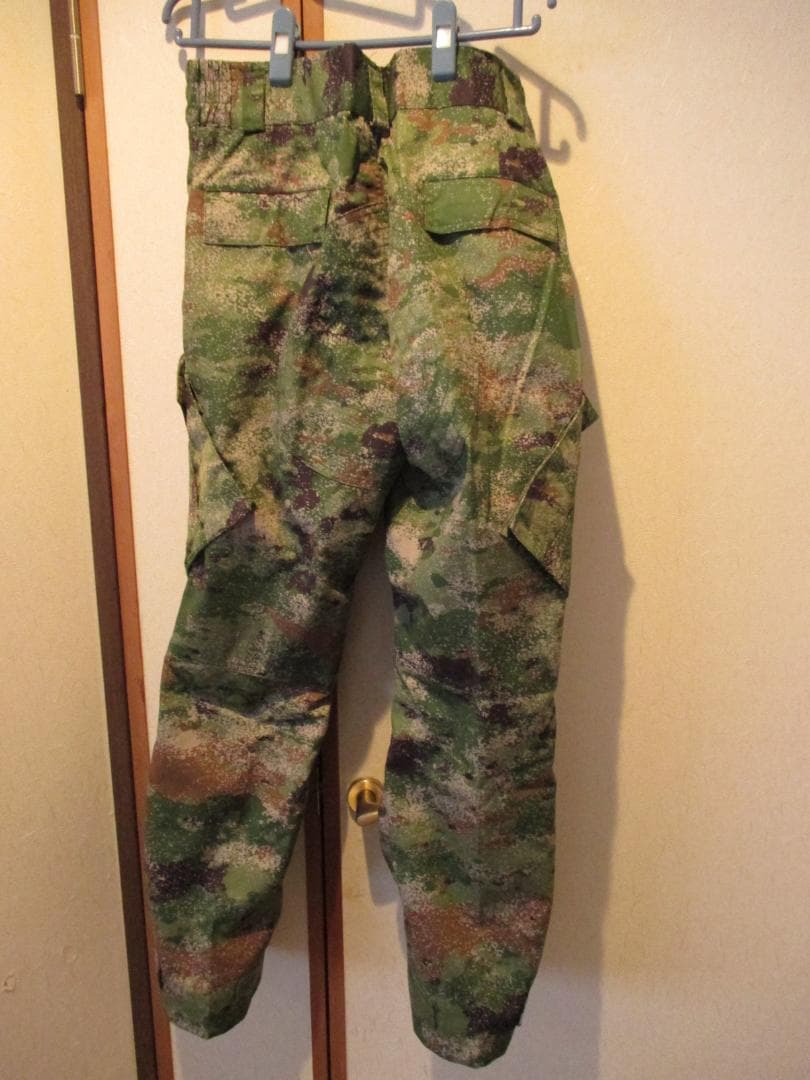 未使用　中国軍　21式　星空迷彩　上下セット　サイズS　軍服　迷彩服