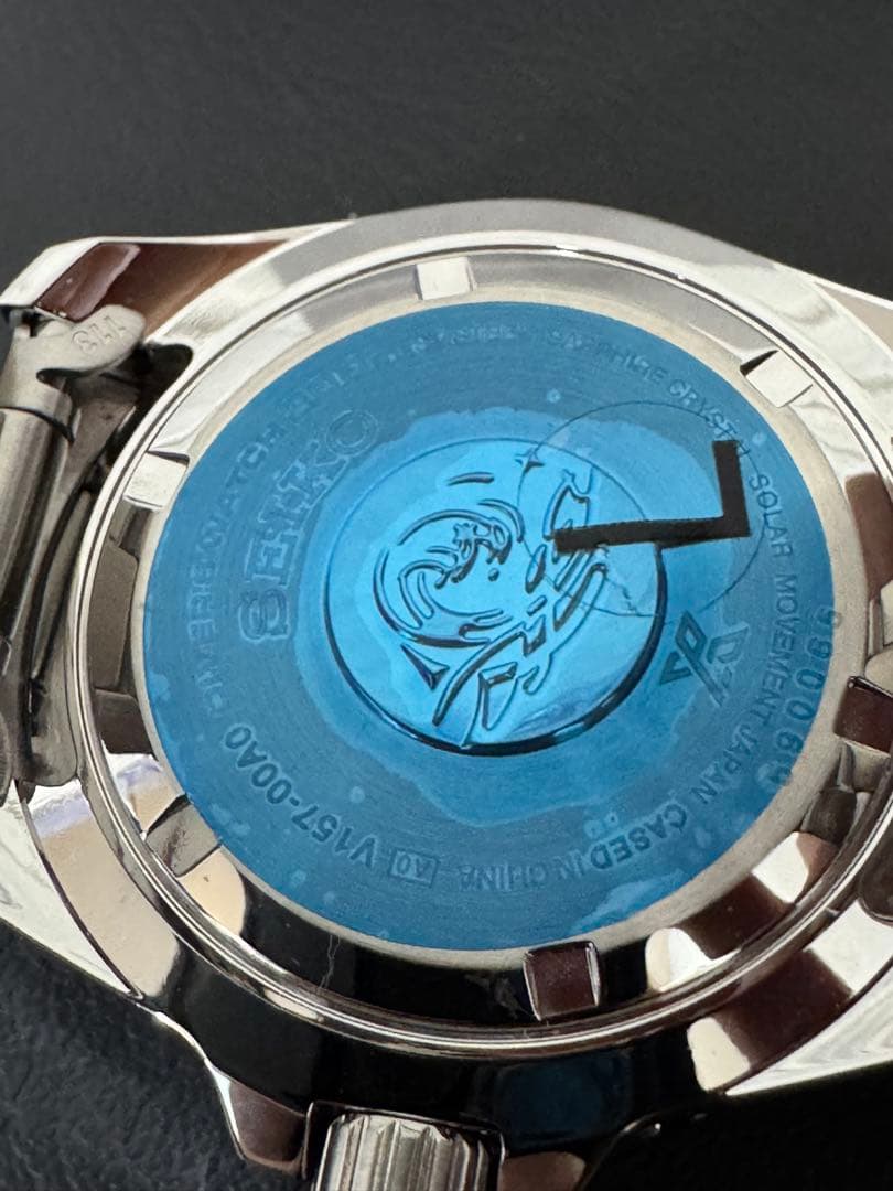 ピラメキーノSEIKO ダイバーズウォッチ ソーラー　黒/シルバー