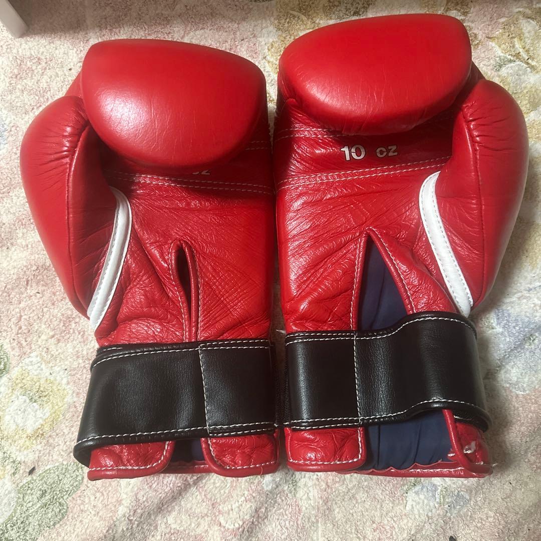 Winning ボクシンググローブ 10oz 赤