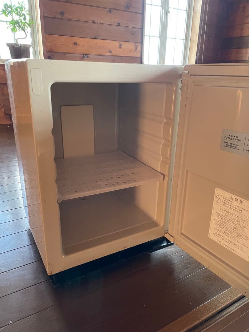 K*i様 定温保管庫