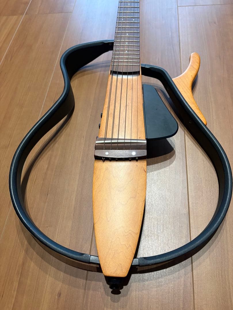 YAMAHA SLG110S ヤマハ サイレントギター ナチュラルケース付