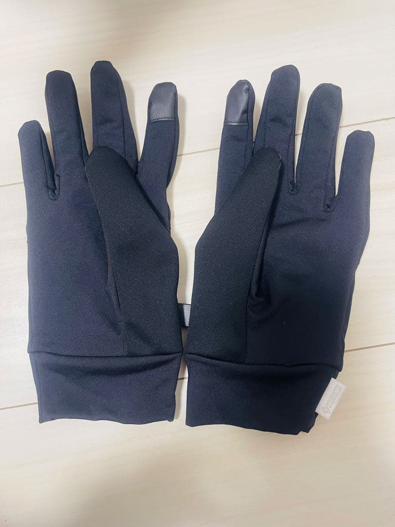 A BATHING APE GLOVE 手袋　ape