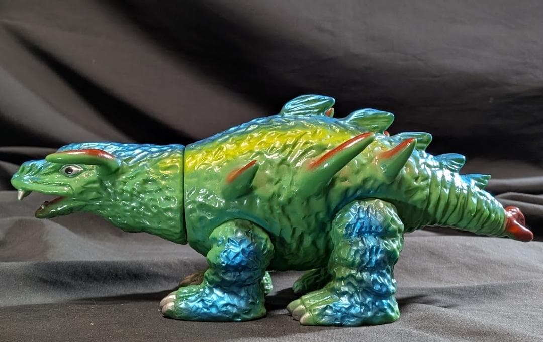 マグネドン「帰ってきたウルトラマン」登場怪獣（ブルマァク復刻）ソフビフィギュア