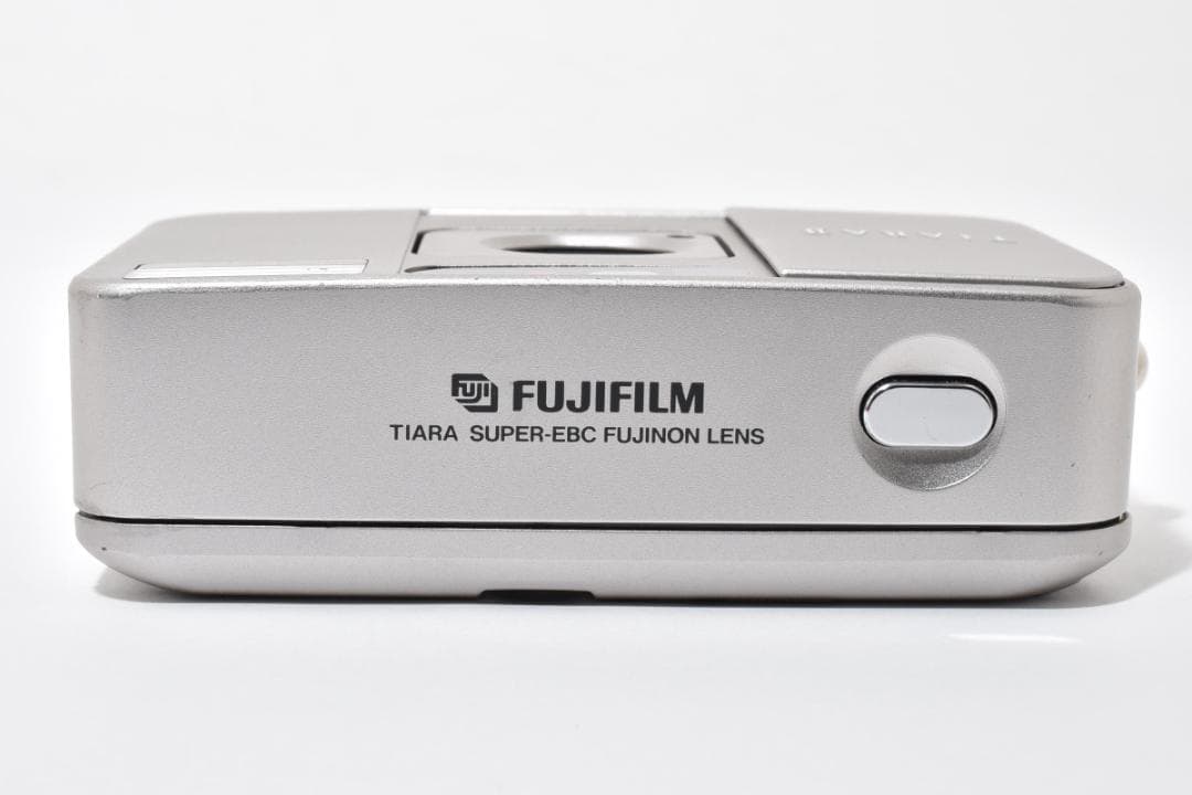 フジフィルム　TIARA II コンパクトフィルムカメラ