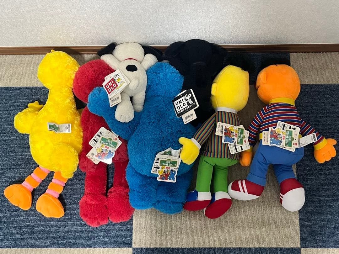 KAWS×UNIQLO セサミストリート＆スヌーピーぬいぐるみ7体セット