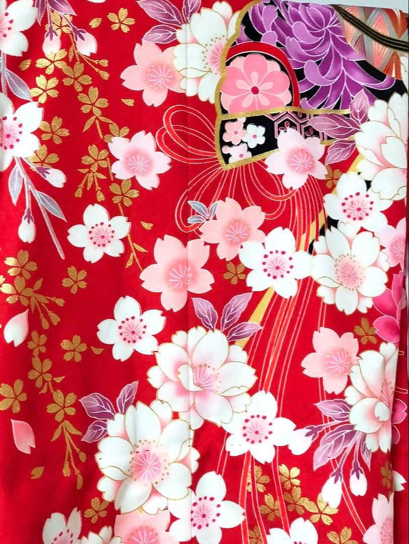 □七五三　女児振り袖着物　桜吹雪　手毬　金駒刺繍　襦袢半衿重ね衿付