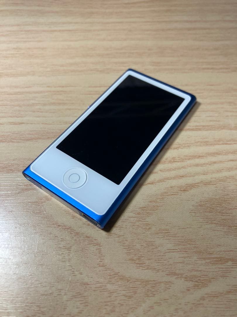 ♫ 美品 Apple iPod nano (第7世代) 後期16GB 青