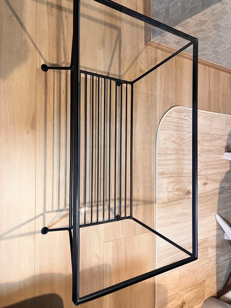 unico ガラスローテーブル　ウニコ