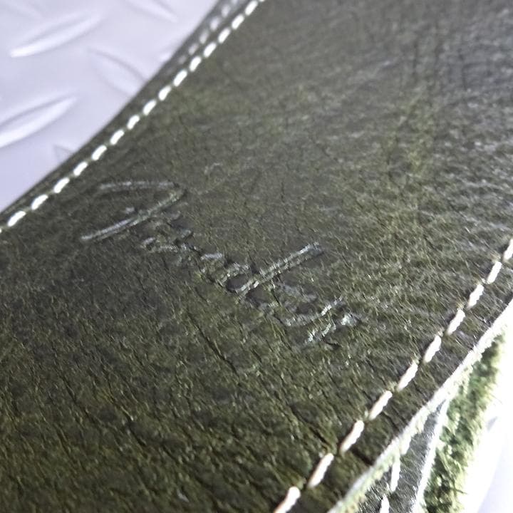 Fender スパロゴ　レザー　ストラップ