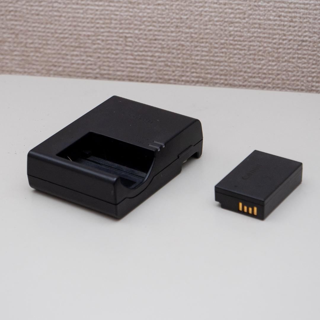 Canon EOS 9000D デジタル一眼レフカメラ