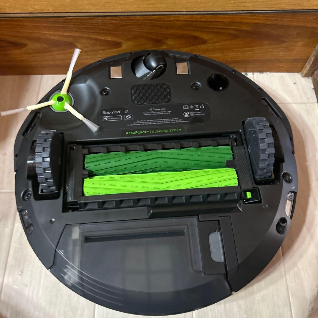 アイロボット　ルンバ　I7 本体のみ