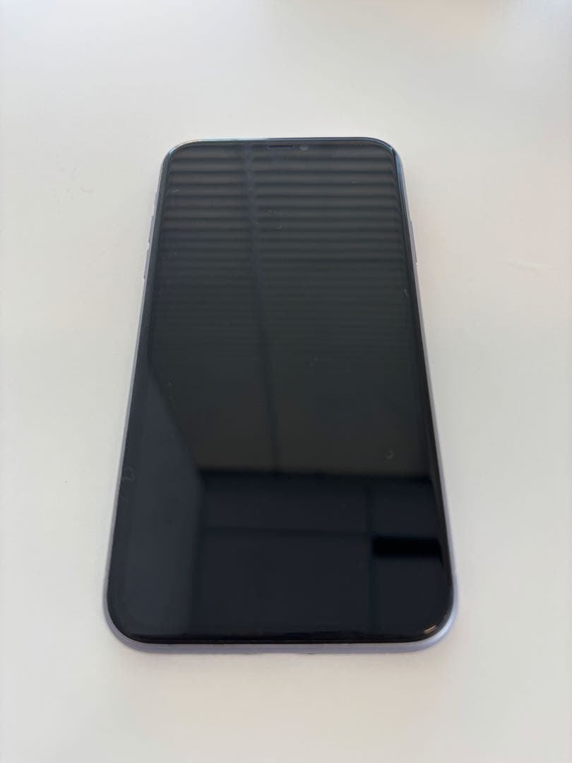 携帯電話本体 iPhone11 64gb