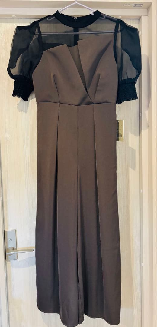 【新品タグあり】LE'RURE ︎パンツドレス