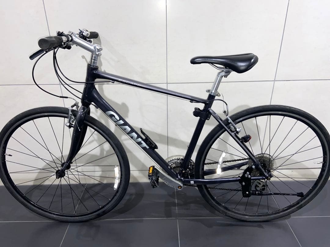 GIANT escape R3 クロスバイク　ジャイアント　エスケープrx自転車