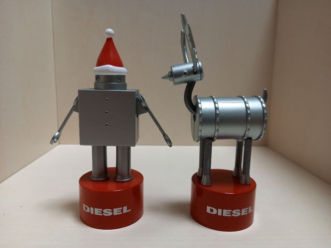 DIESEL　ディーゼル　クリスマス　サンタ　トナカイ