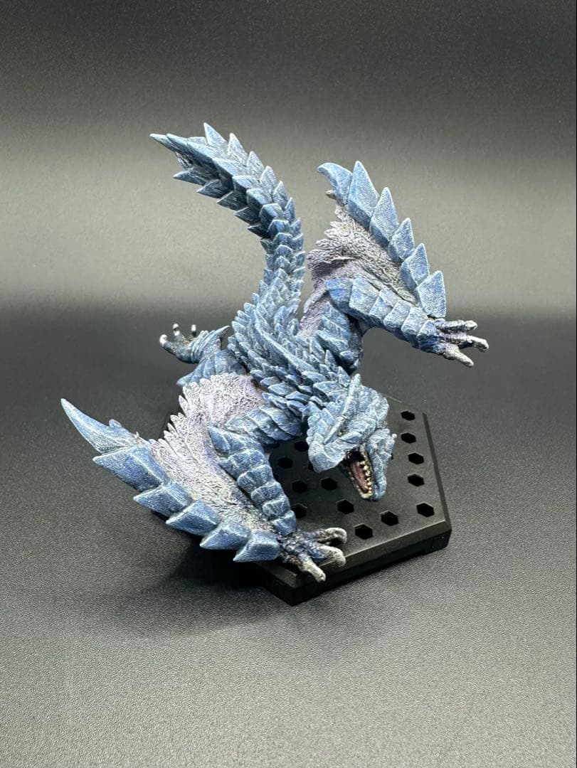 KIRINさん専用　モンスターハンター　フィギュア　雷轟竜&辿異種ティガレックス