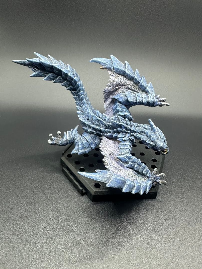 KIRINさん専用　モンスターハンター　フィギュア　雷轟竜&辿異種ティガレックス