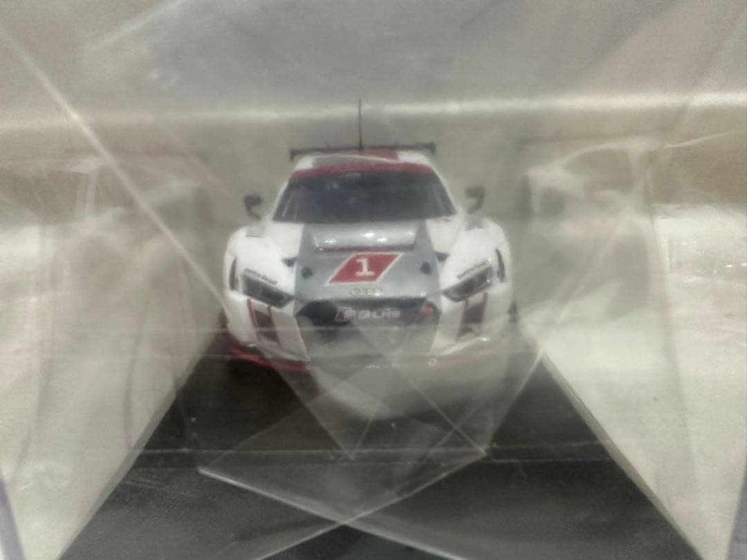 Audi R8 LMS ミニカー　アウディスポーツ　カスタマーレーシング　ドイツ