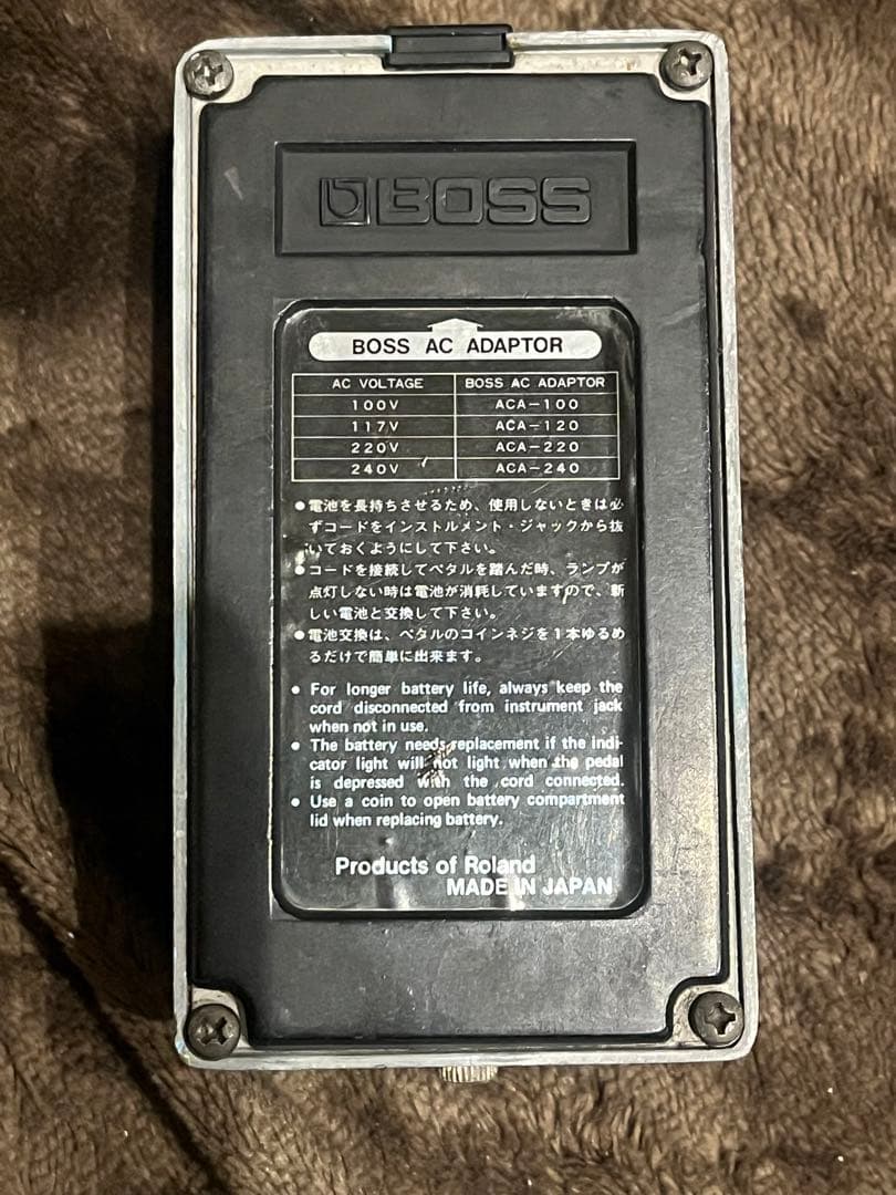 BOSS Chorus CE-2 銀ネジ　シリアル9900
