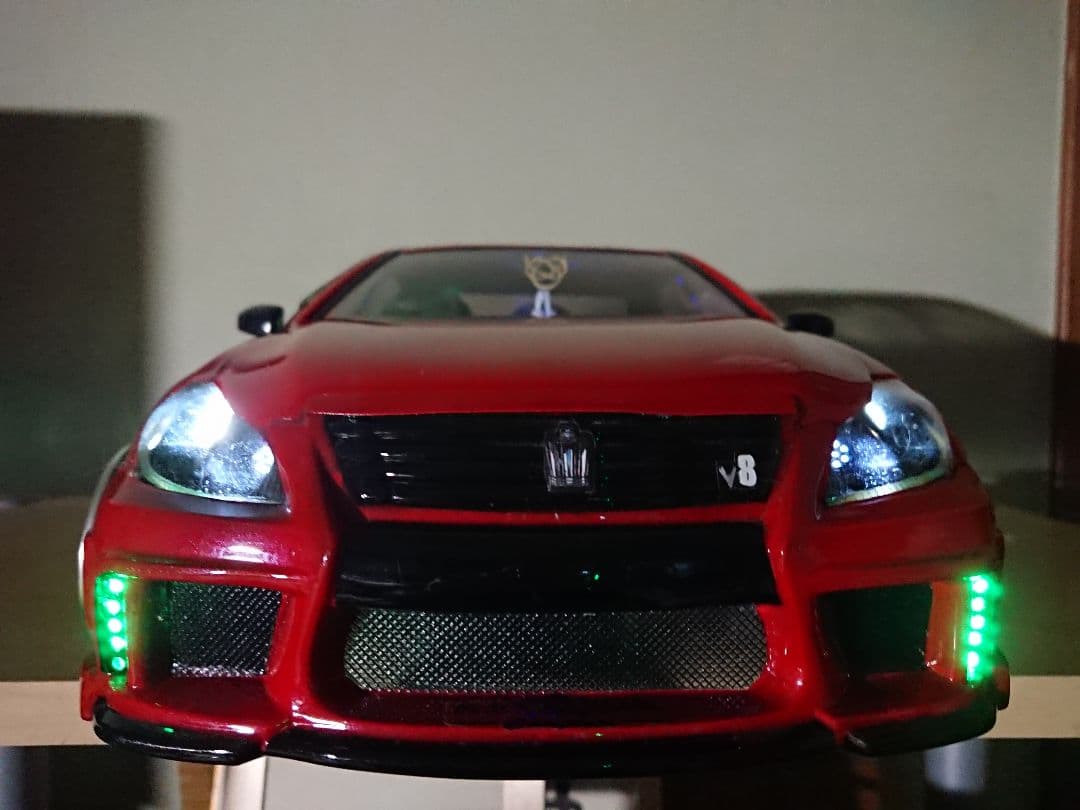 テツジン ブラックパールクラウンになります。