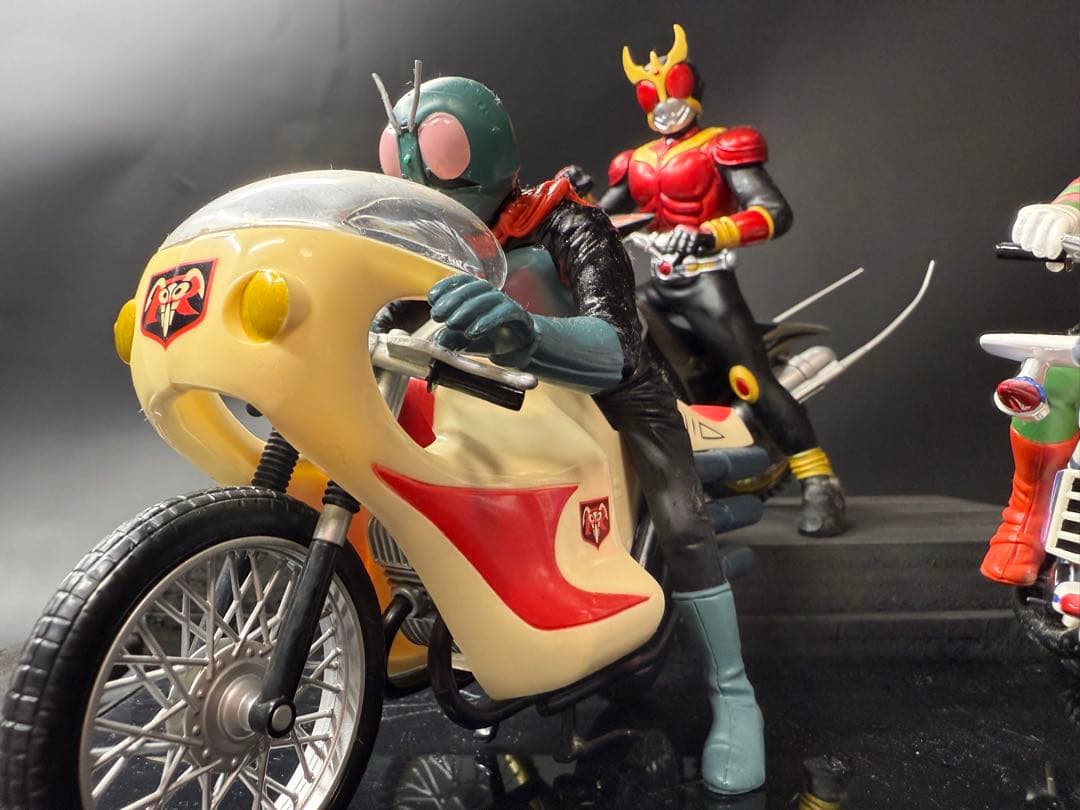バンプレスト 仮面ライダー バイクフィギュア