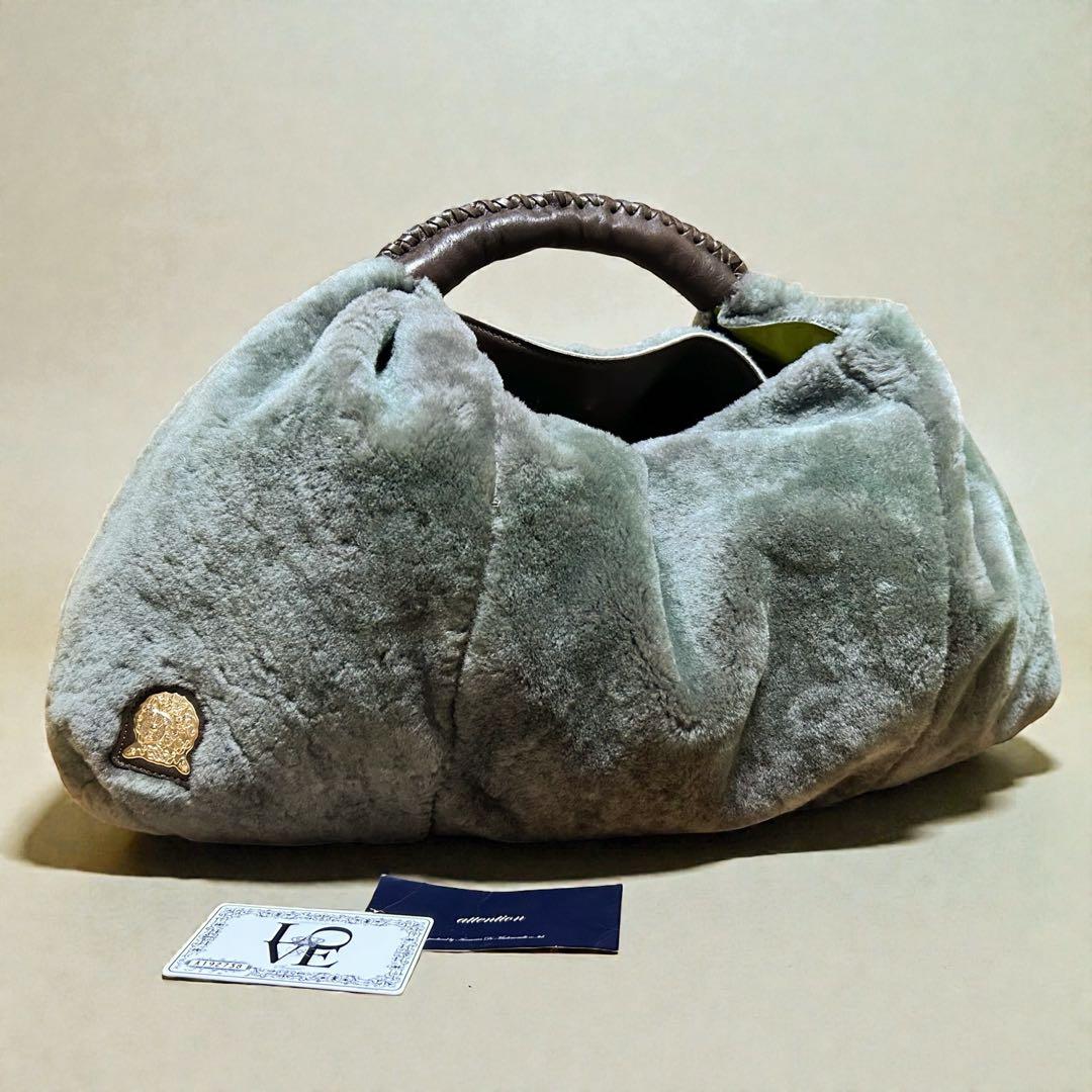 美品　ADMJ ファーバッグ　ハンドバッグ　手さげ　ゴールドロゴ　A4収納　冬