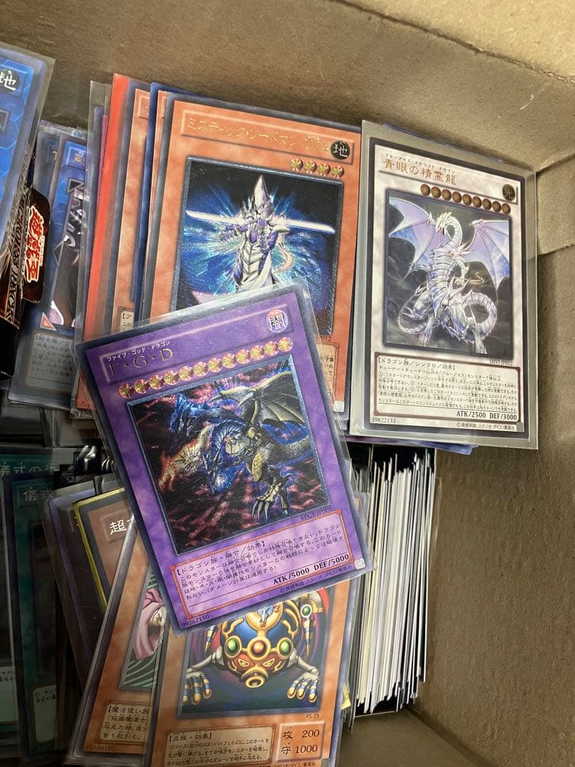 遊戯王引退品　レリーフや字レア、汎用カード等！