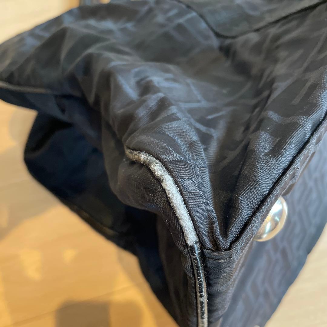 FENDI フェンディ　ボストンバッグ　 ズッカ柄 ブラック　黒