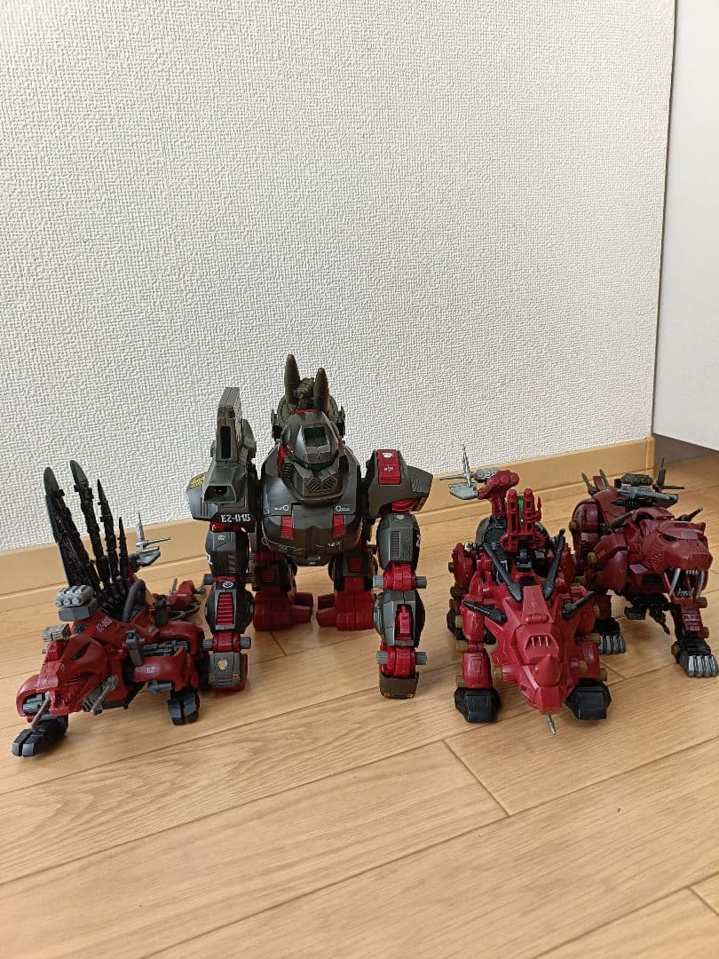 旧ゾイド　復刻版　ディメトロドン　アイアンコング　レッドホーン　セイバータイガー